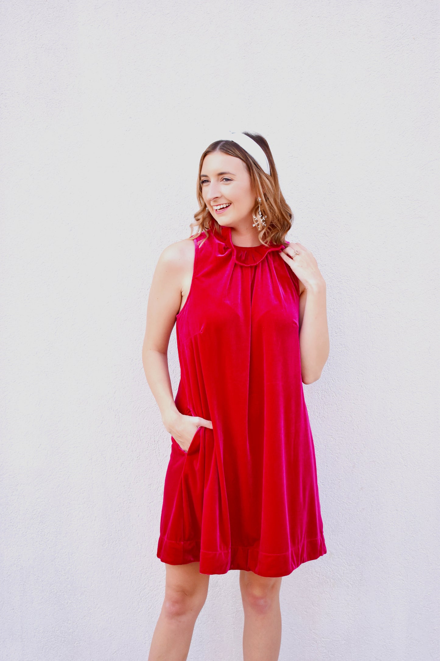 Load image into Gallery viewer, Pink Velvet Bow Dress

