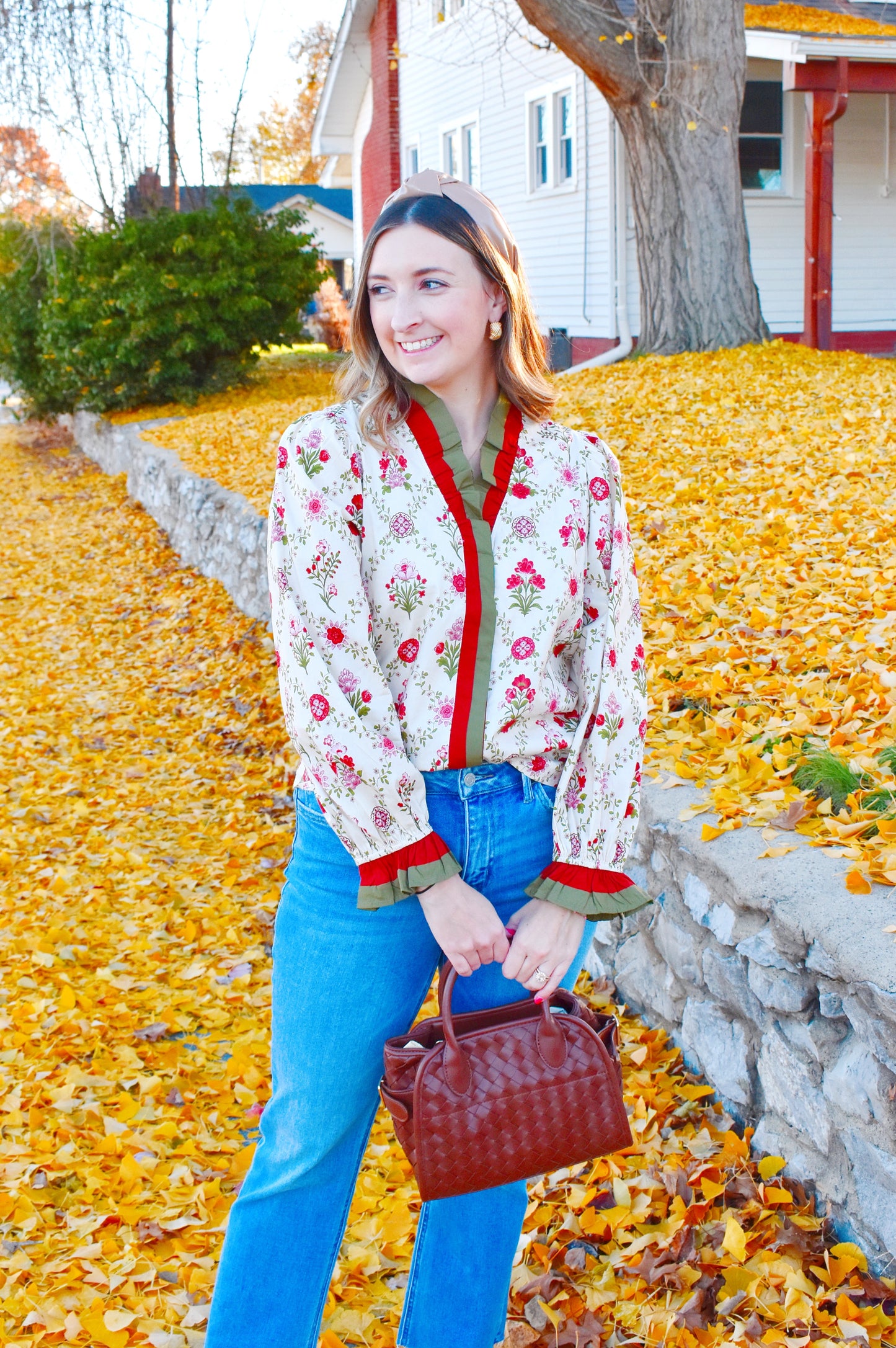 Fall Floral Ruffle Contrast Blouse
