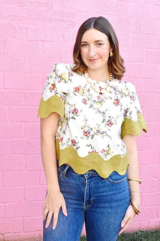 Fall Floral Oversized Wave Trim Blouse