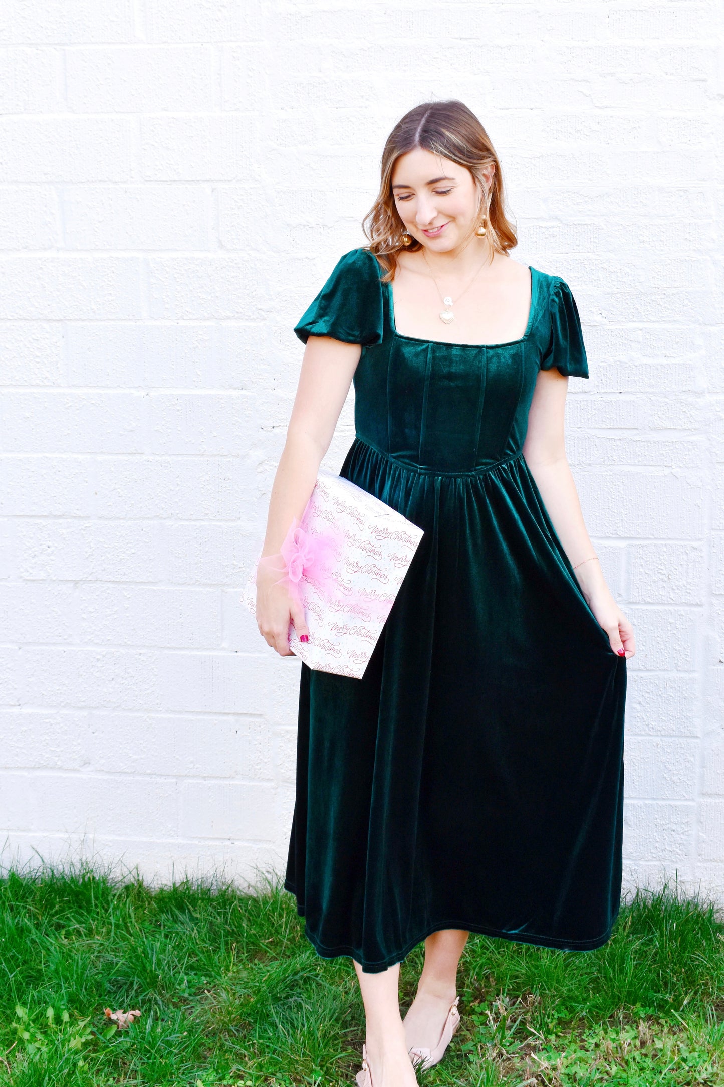 Green Velvet Puff Sleeve Midi Dress Confetti Boutique Green Velvet Puff Sleeve Midi Dress Confetti Boutique