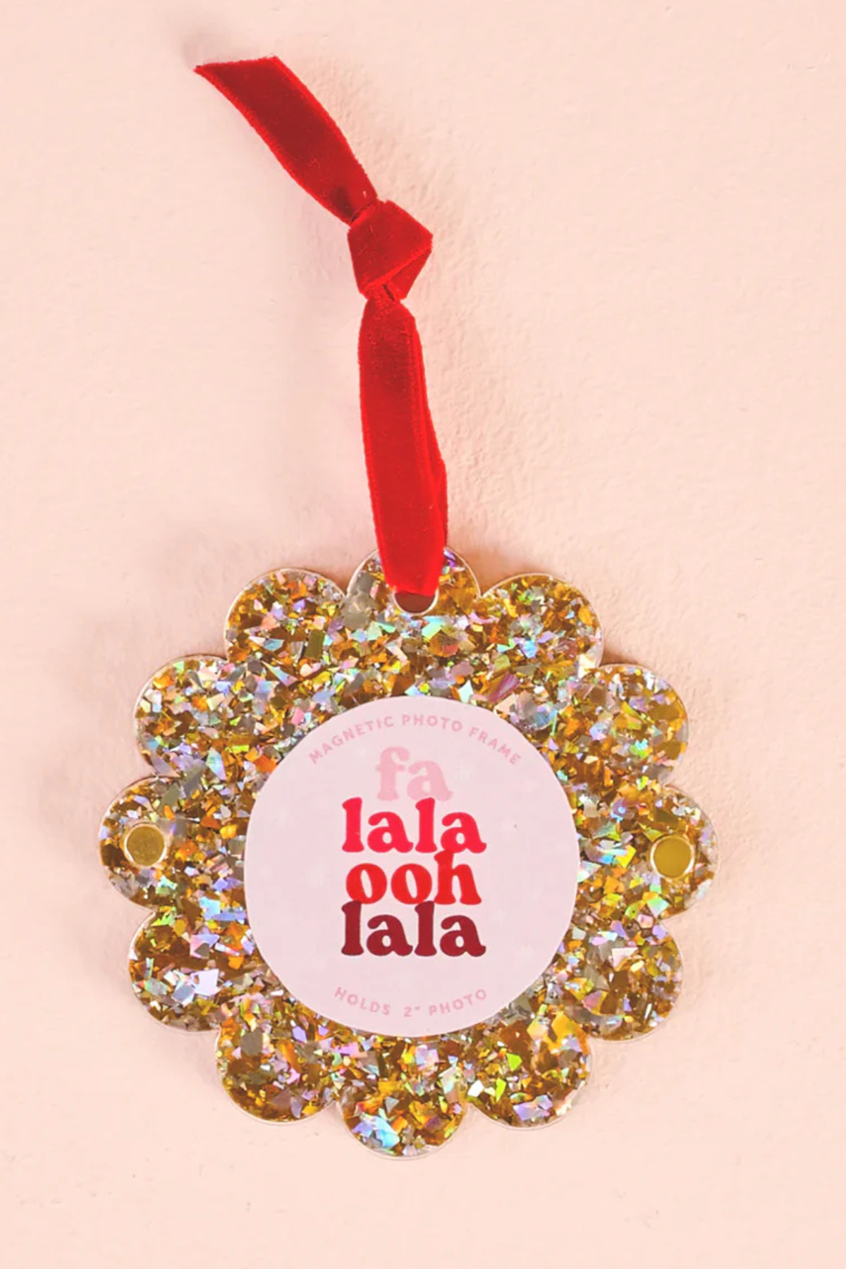 Scallop Round Picture Frame Ornament