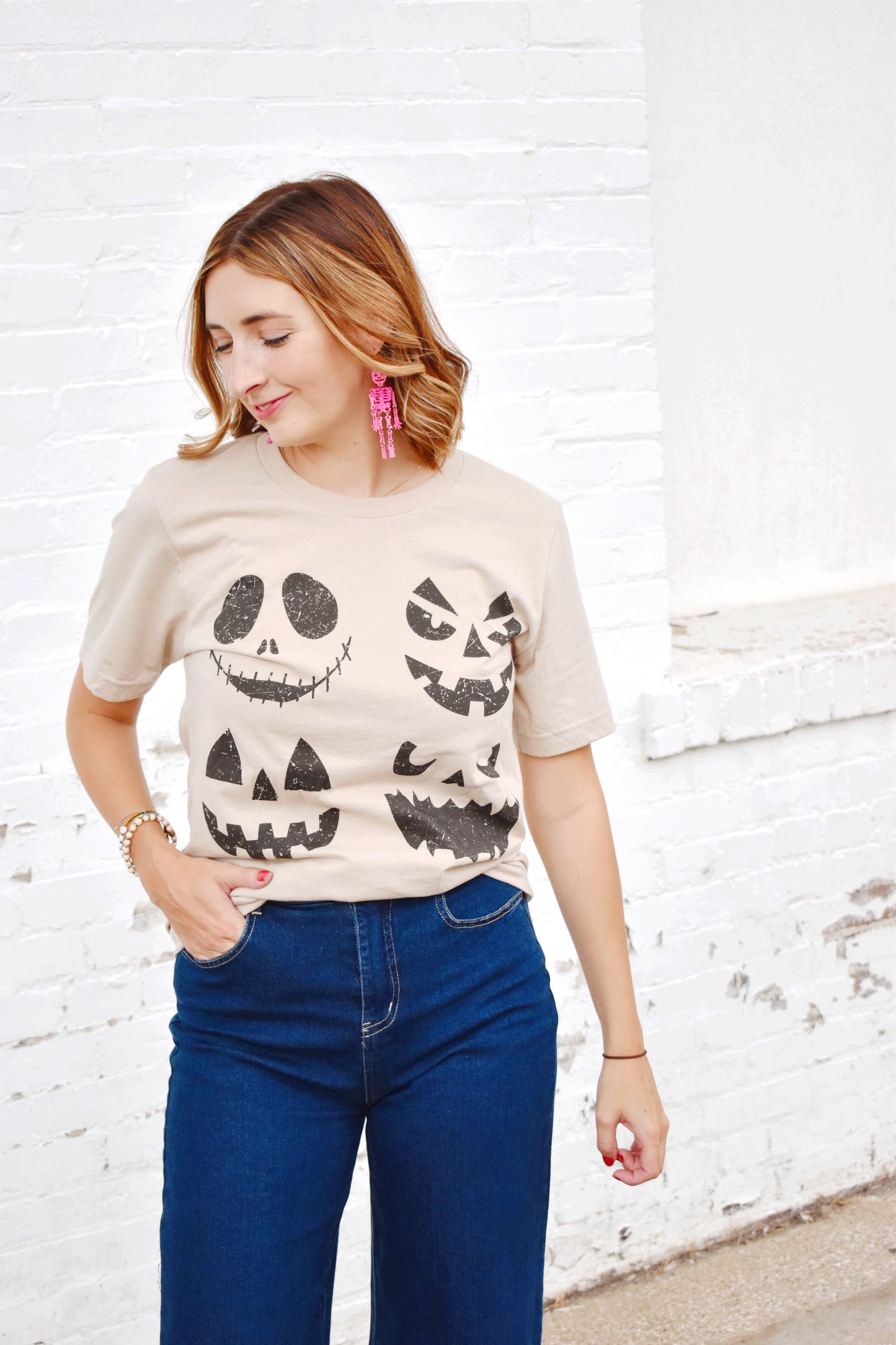 Load image into Gallery viewer, Spooky Faces Tee
