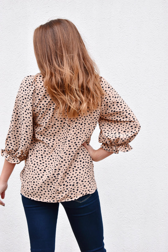 Load image into Gallery viewer, Leopard Spot Frill Detail Blouse

