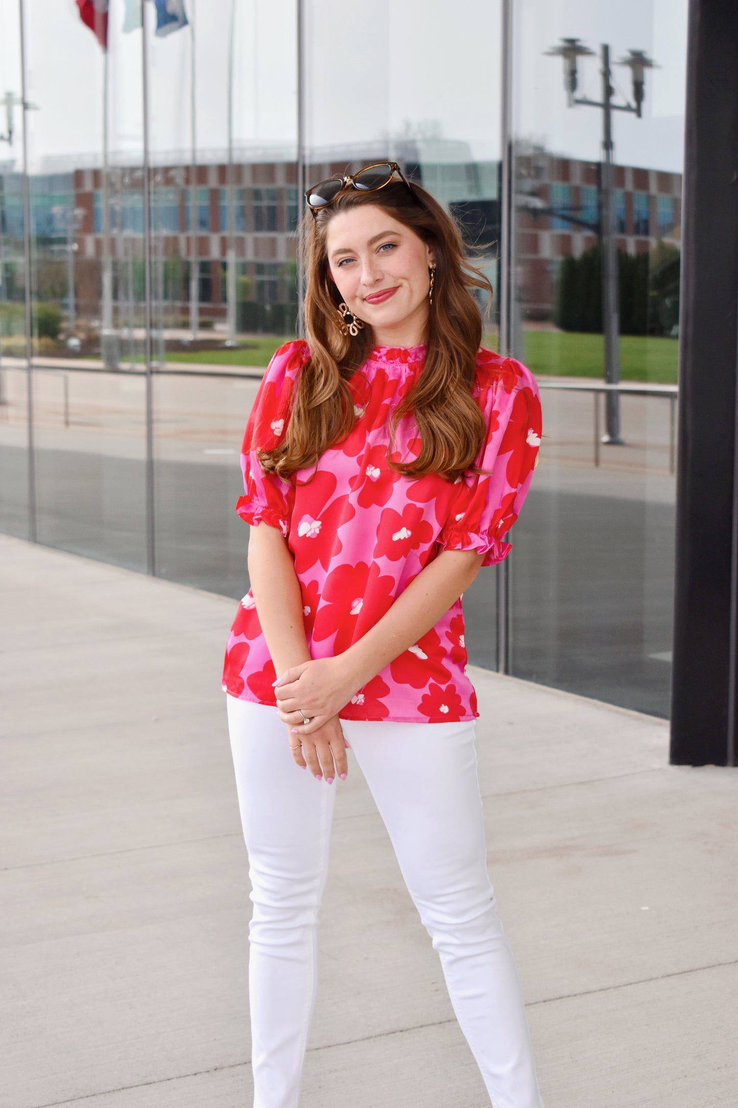 Load image into Gallery viewer, Pink &amp;amp; Red Floral Frilly Top
