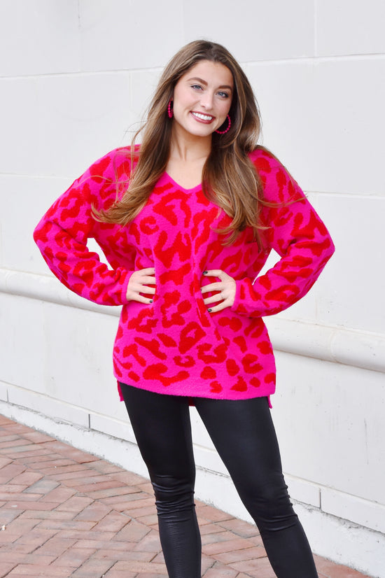 Load image into Gallery viewer, Pink &amp;amp; Red Leopard Print Sweater
