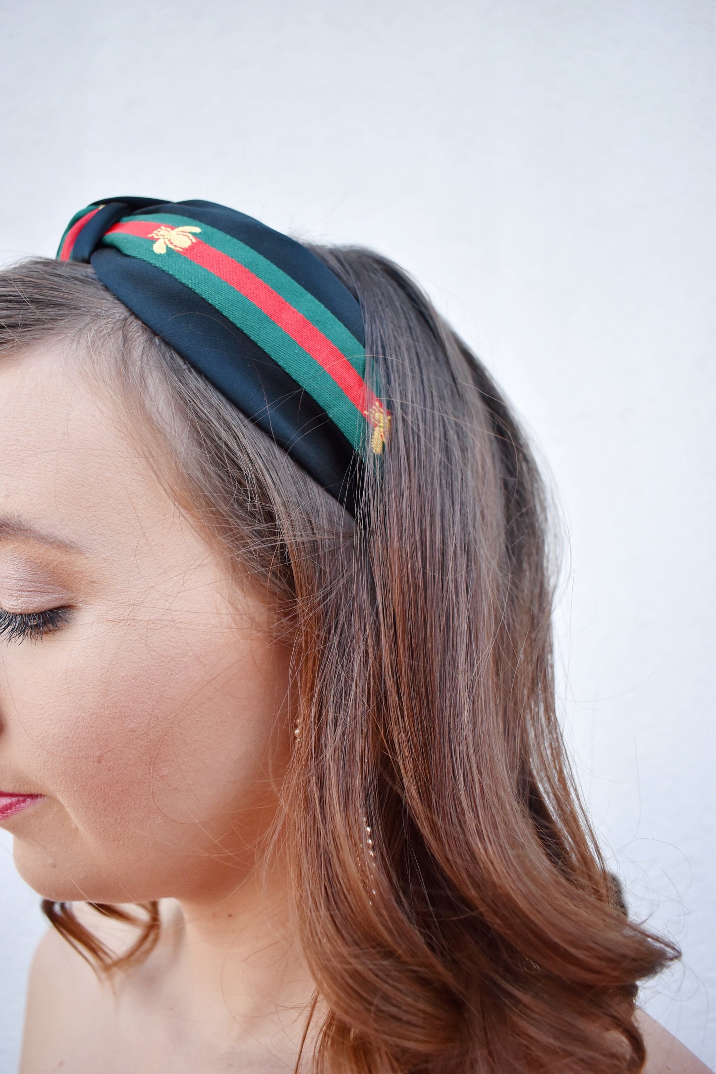 Load image into Gallery viewer, Black Striped Bee Headband
